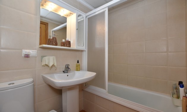 Resale - Apartment / flat -
Algorfa - Algorfa - Village