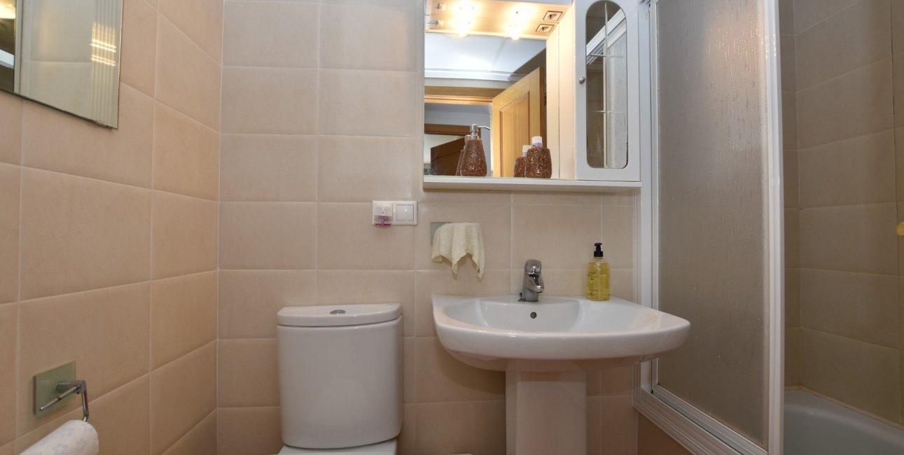 Resale - Apartment / flat -
Algorfa - Algorfa - Village