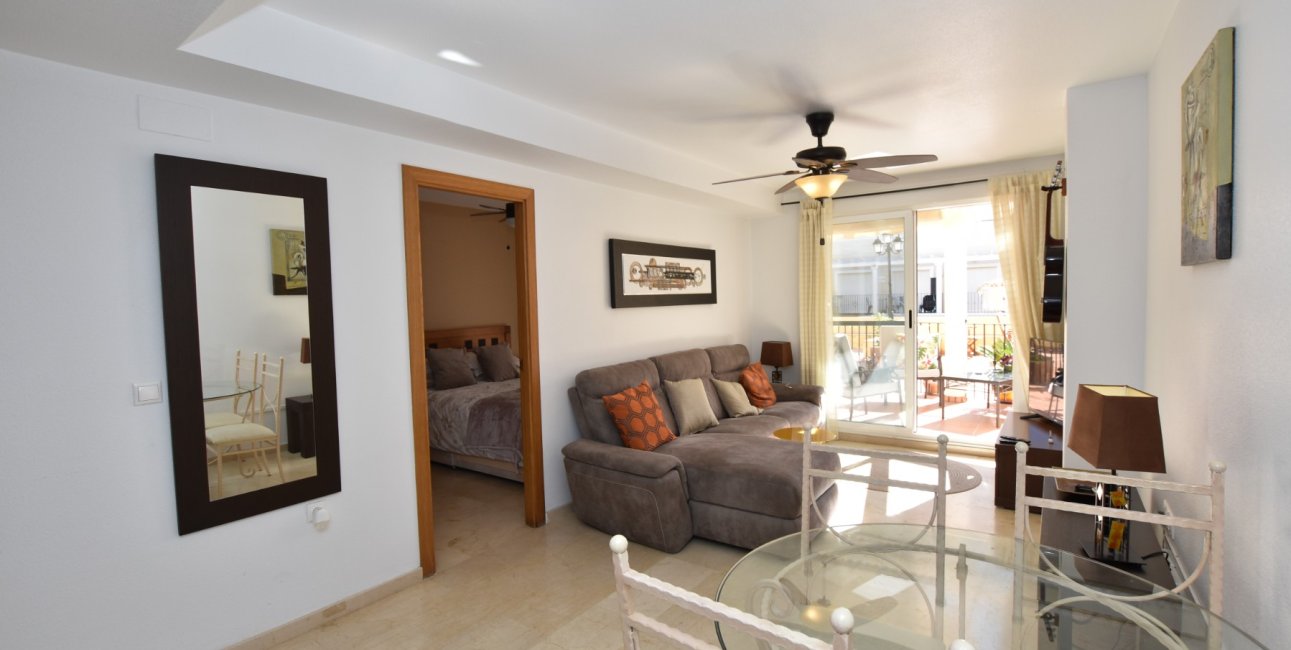 Resale - Apartment / flat -
Algorfa - Algorfa - Village