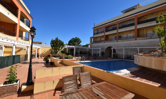 Resale - Apartment / flat -
Algorfa - Algorfa - Village