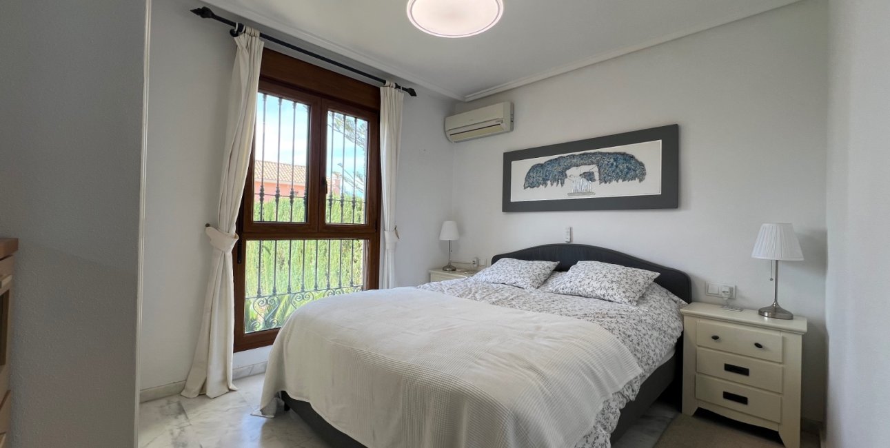 Rynek wtórny - Bungalowy -
Algorfa - La Finca Golf Resort