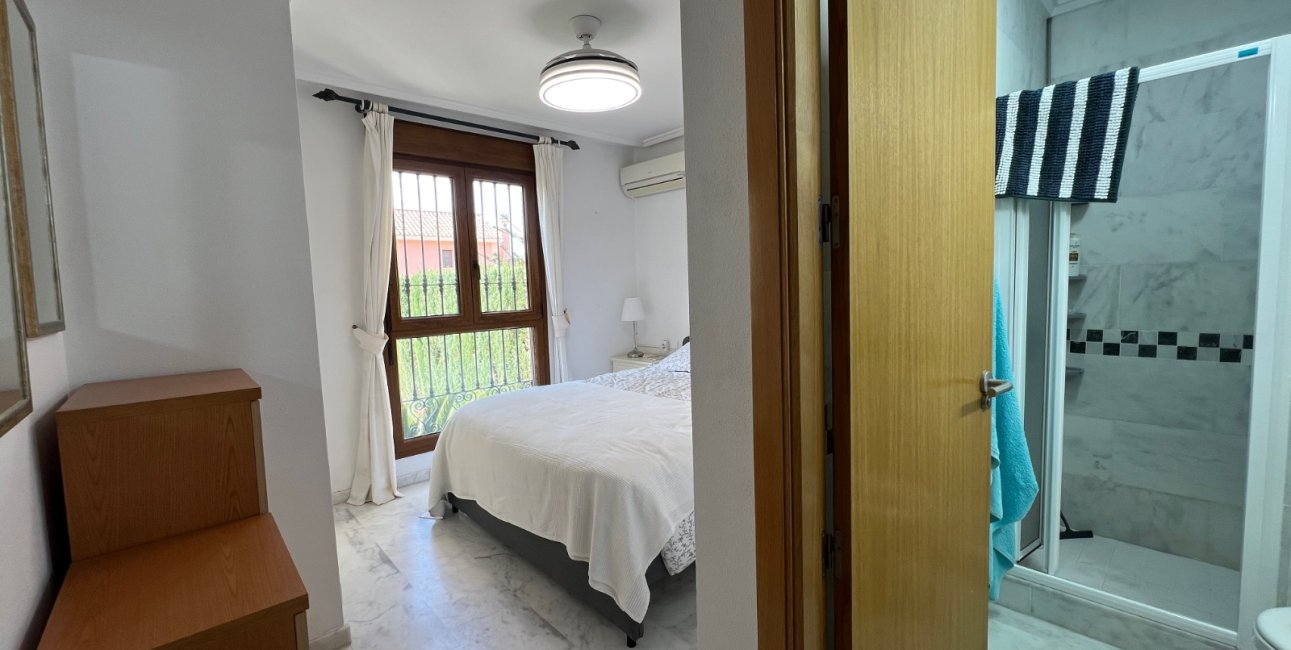 Rynek wtórny - Bungalowy -
Algorfa - La Finca Golf Resort