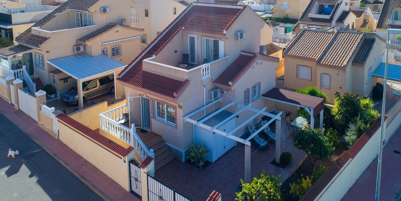 Resale - Villa -
Benimar - Rojales Hills