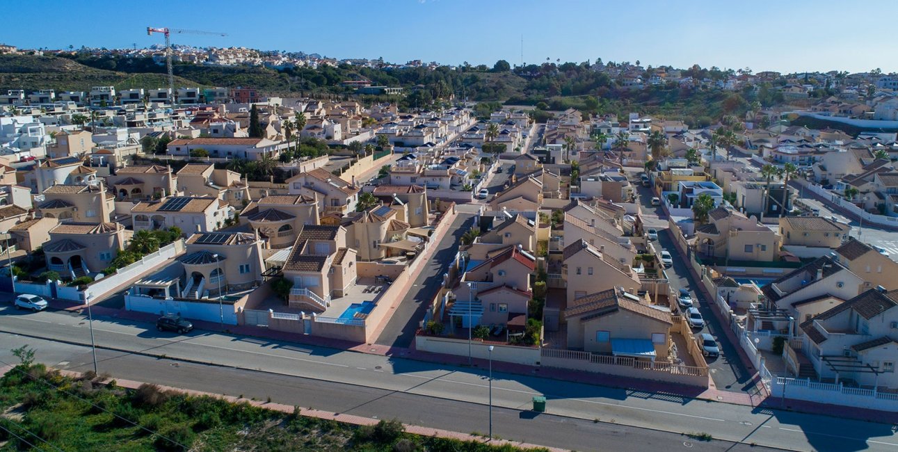 Resale - Villa -
Benimar - Rojales Hills