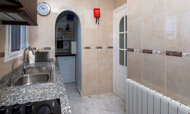 Resale - Villa -
Benimar - Rojales Hills