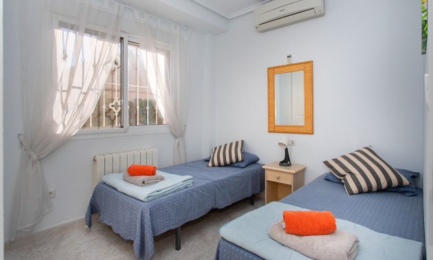 Resale - Villa -
Benimar - Rojales Hills