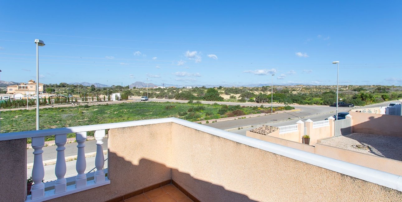 Resale - Villa -
Benimar - Rojales Hills
