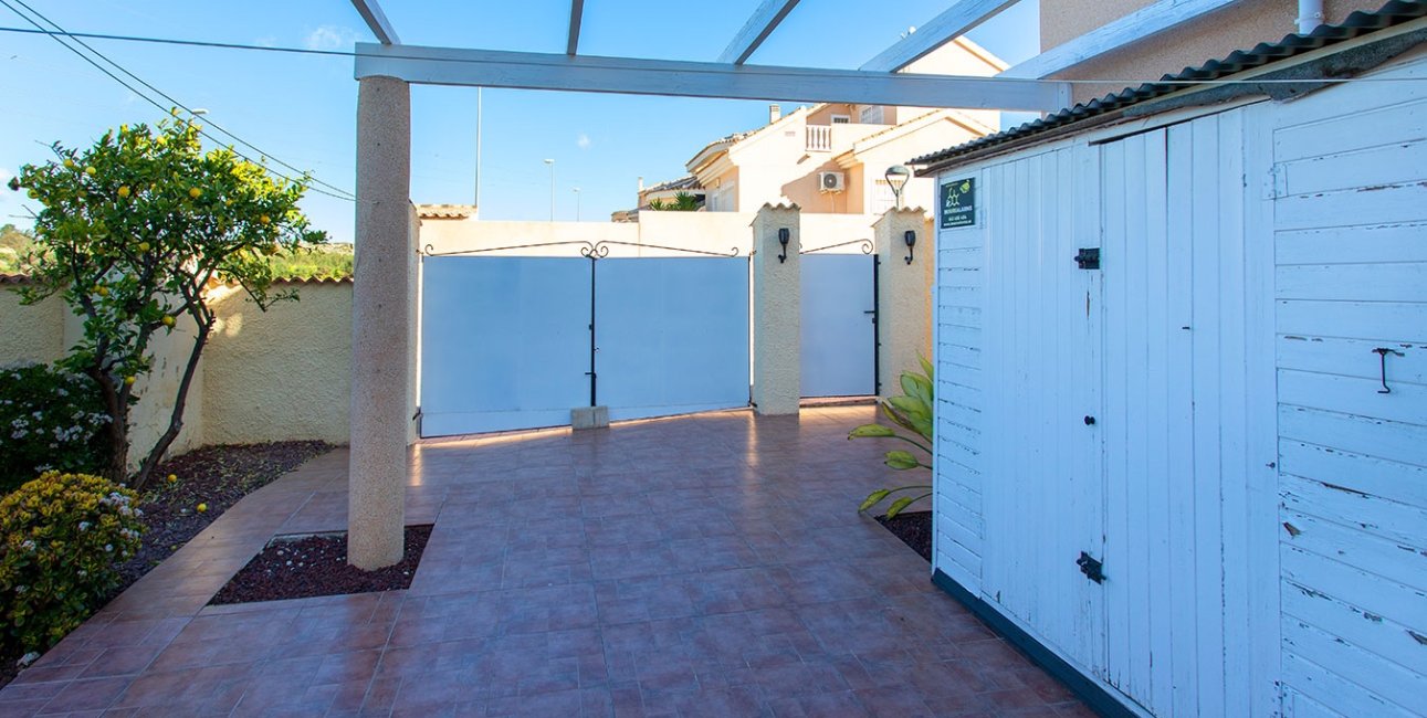 Resale - Villa -
Benimar - Rojales Hills