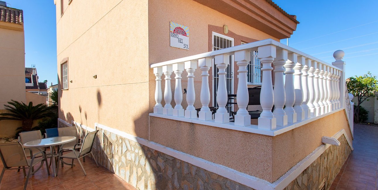 Resale - Villa -
Benimar - Rojales Hills