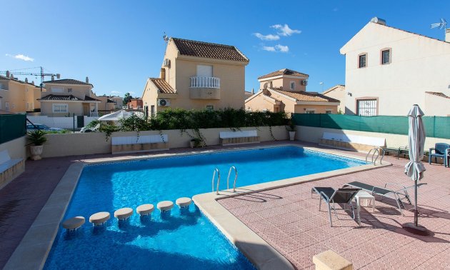 Resale - Villa -
Benimar - Rojales Hills