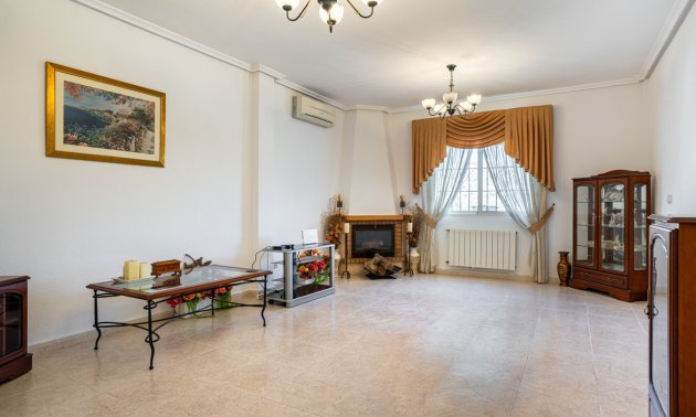 Resale - Villa -
Bigastro - Villas Andrea