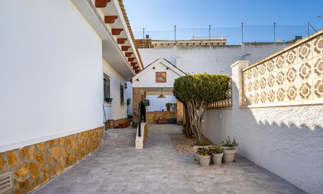 Resale - Villa -
Bigastro - Villas Andrea