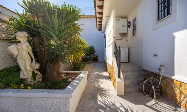 Resale - Villa -
Bigastro - Villas Andrea