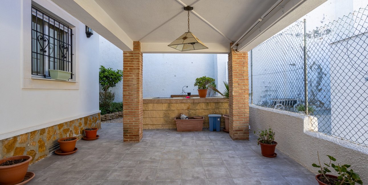 Resale - Villa -
Bigastro - Villas Andrea