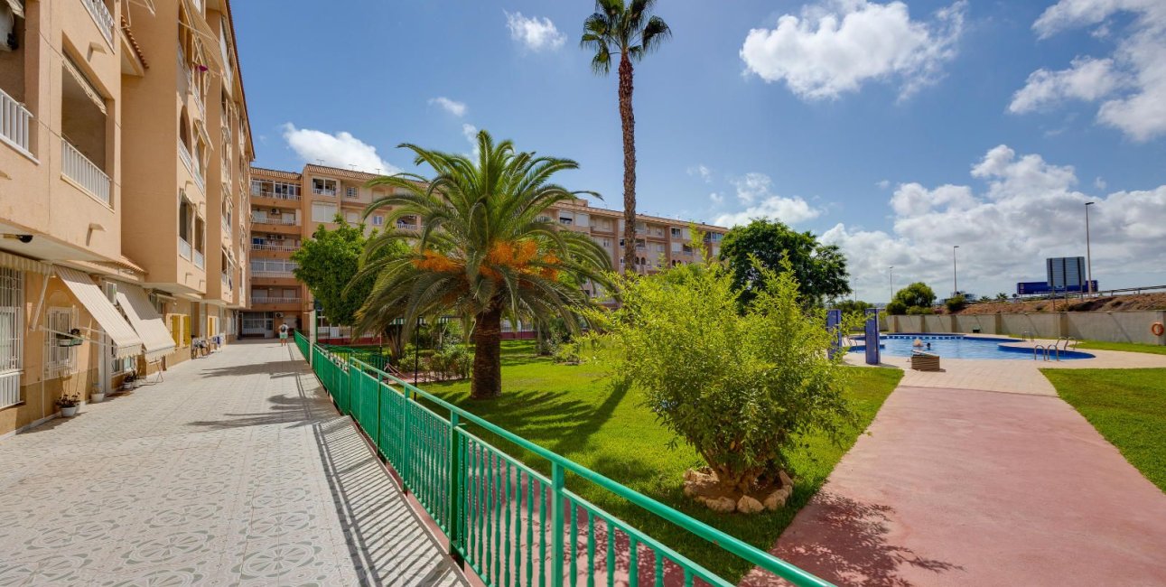 Resale - Penthouse -
Torrevieja - Parque las naciones