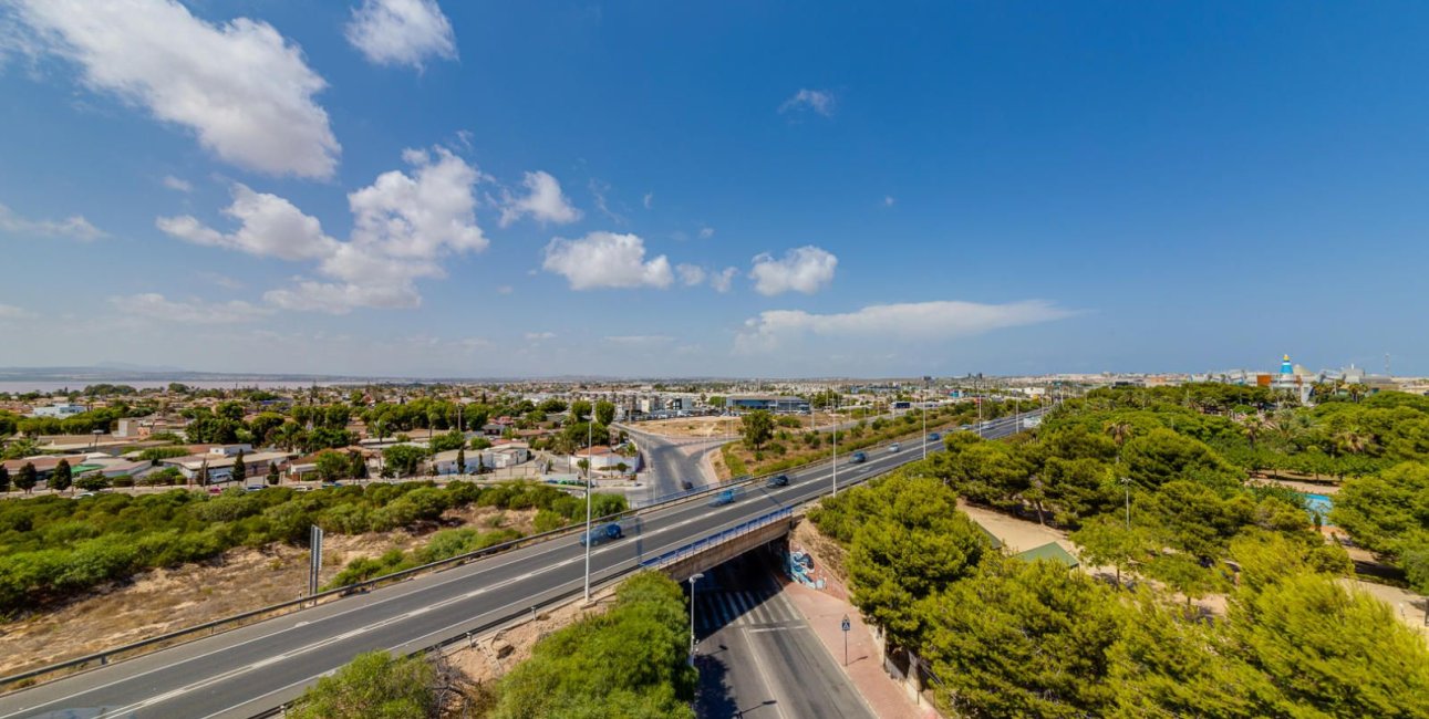 Resale - Penthouse -
Torrevieja - Parque las naciones