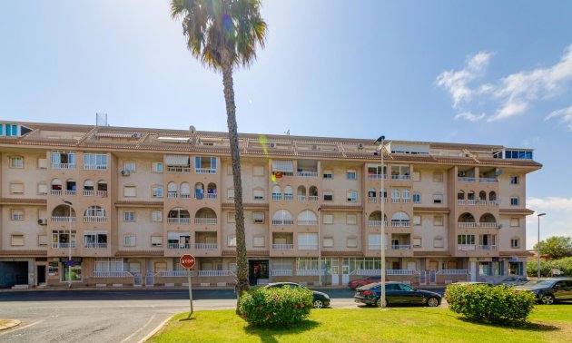 Resale - Penthouse -
Torrevieja - Parque las naciones
