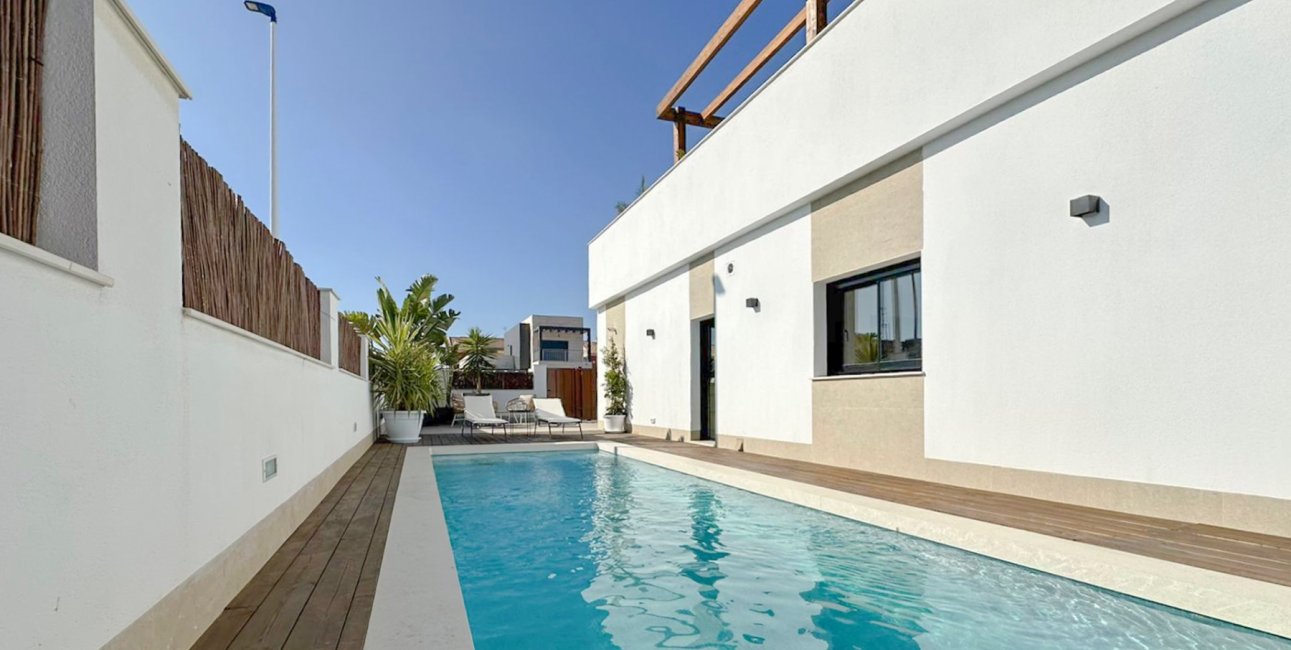 Rynek wtórny - Dom Szeregowy -
Santiago de La Ribera - Santiago de La Ribera - Town