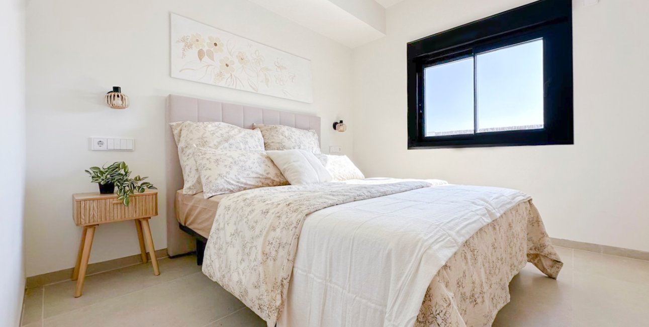 Rynek wtórny - Dom Szeregowy -
Santiago de La Ribera - Santiago de La Ribera - Town