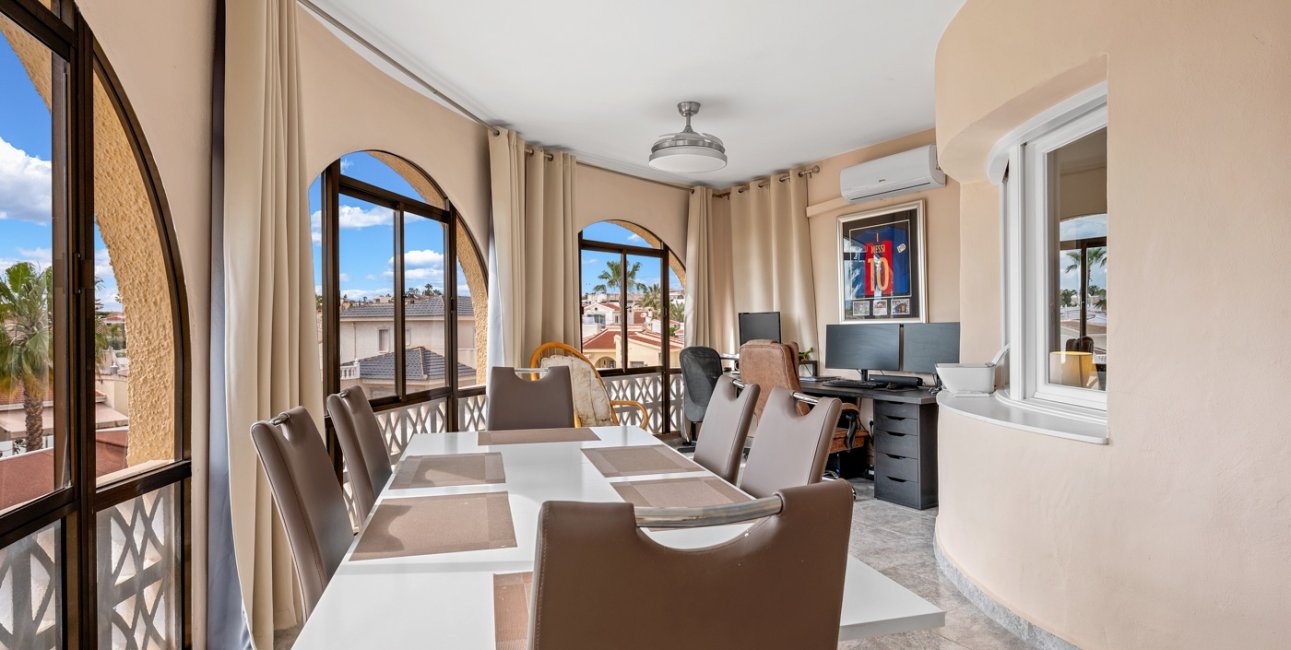 Resale - Villa -
Ciudad Quesada - Ciudad Quesada - Town