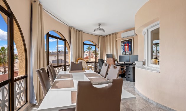 Resale - Villa -
Ciudad Quesada - Ciudad Quesada - Town