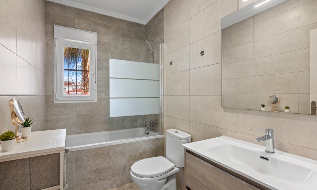 Resale - Villa -
Ciudad Quesada - Ciudad Quesada - Town