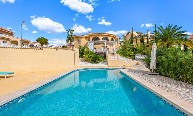 Resale - Villa -
Ciudad Quesada - Ciudad Quesada - Town