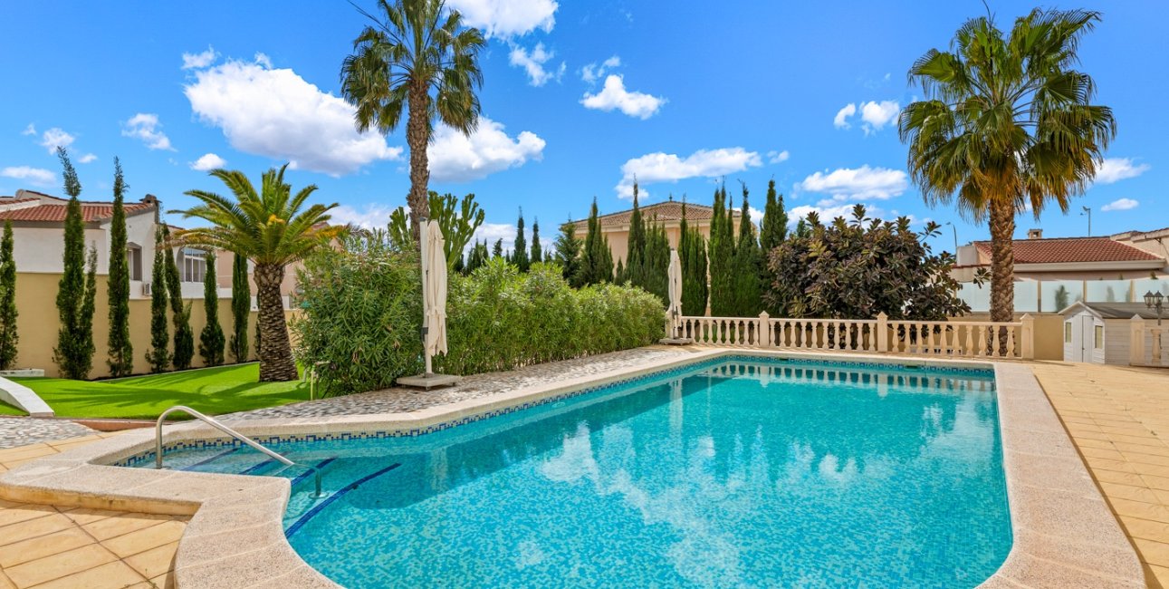 Resale - Villa -
Ciudad Quesada - Ciudad Quesada - Town