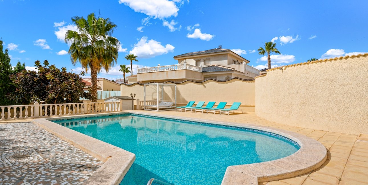 Resale - Villa -
Ciudad Quesada - Ciudad Quesada - Town