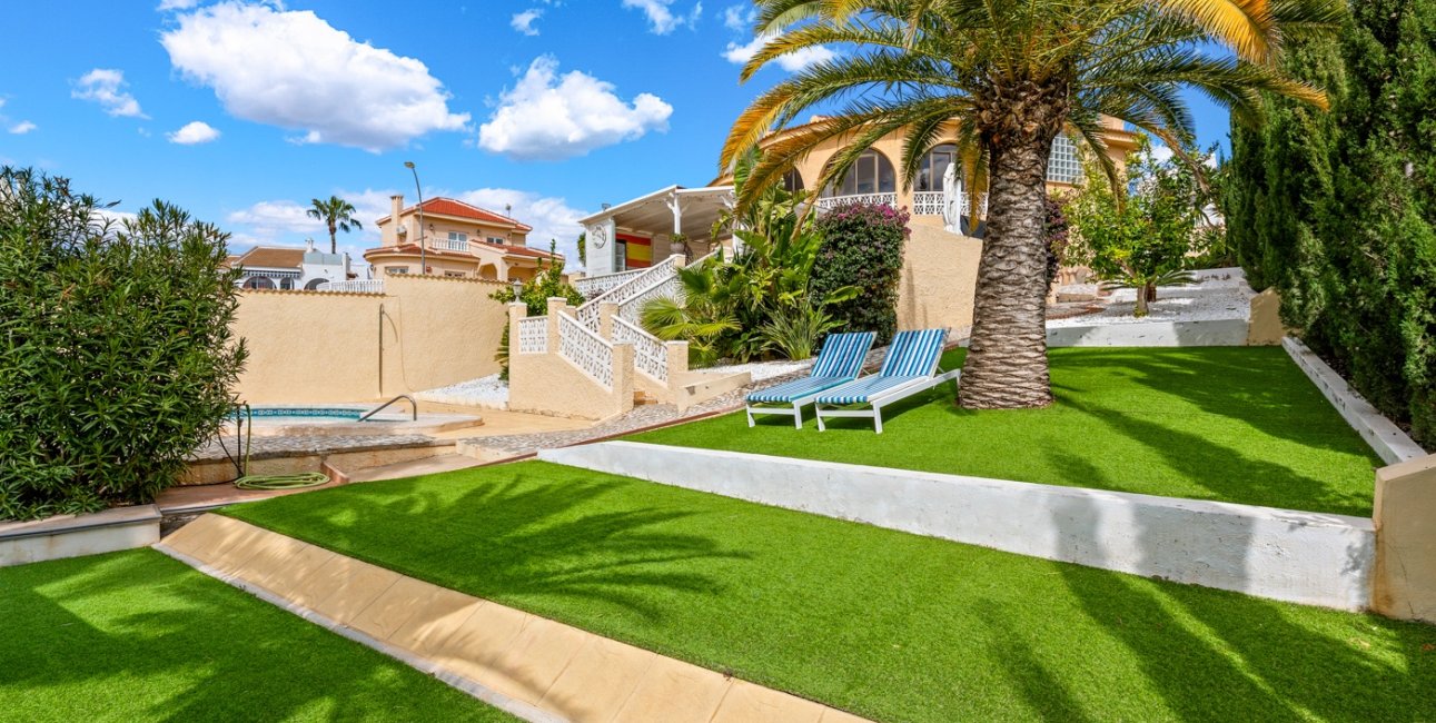 Resale - Villa -
Ciudad Quesada - Ciudad Quesada - Town