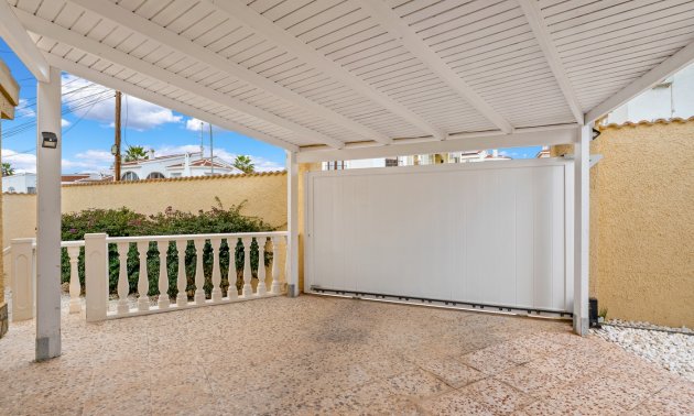 Resale - Villa -
Ciudad Quesada - Ciudad Quesada - Town