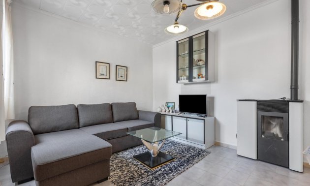 Resale - Villa -
Torrevieja - San Luis - Chaparal