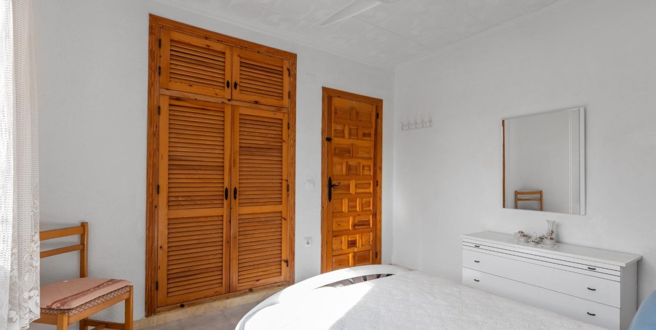 Resale - Villa -
Torrevieja - San Luis - Chaparal