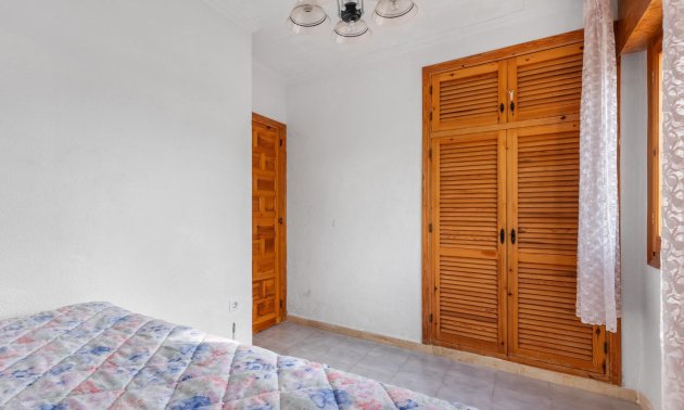 Resale - Villa -
Torrevieja - San Luis - Chaparal