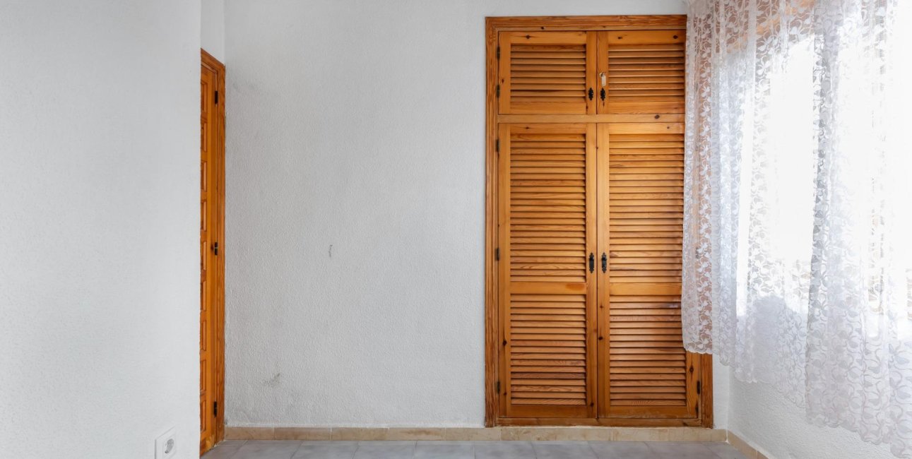 Resale - Villa -
Torrevieja - San Luis - Chaparal