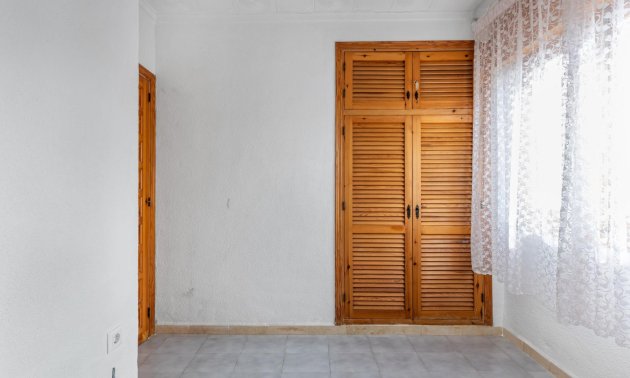 Resale - Villa -
Torrevieja - San Luis - Chaparal