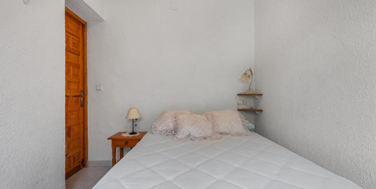 Resale - Villa -
Torrevieja - San Luis - Chaparal