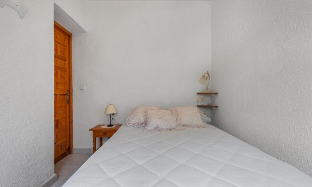 Resale - Villa -
Torrevieja - San Luis - Chaparal