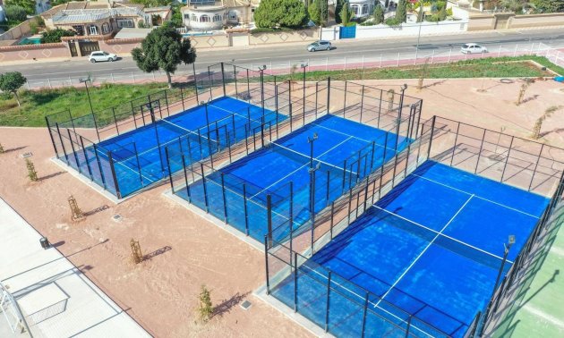 Resale - Villa -
Torrevieja - San Luis - Chaparal