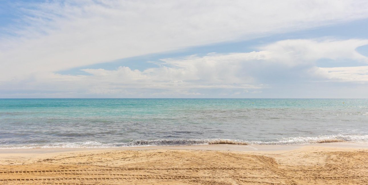 Resale - Penthouse -
Torrevieja - Playa de los Locos