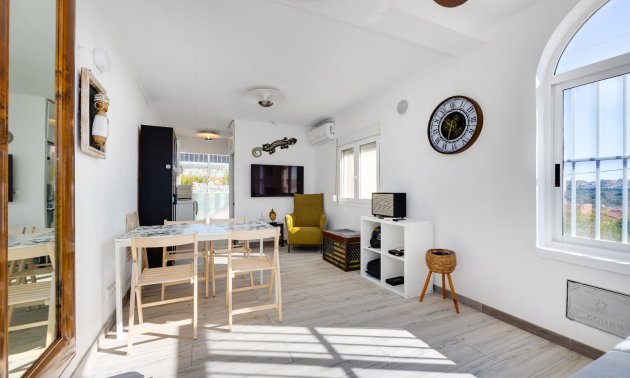 Resale - Villa -
San Fulgencio