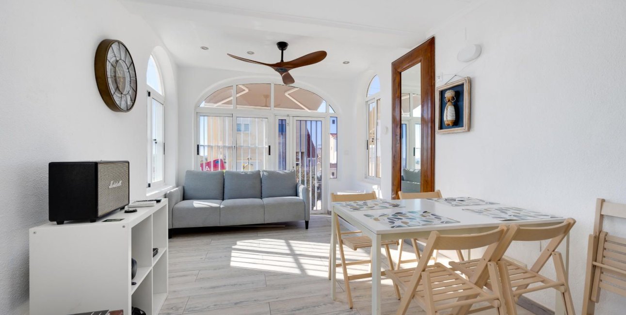 Resale - Villa -
San Fulgencio