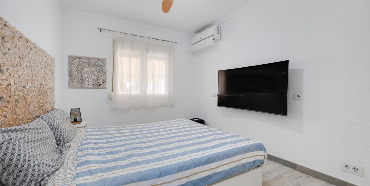 Resale - Villa -
San Fulgencio