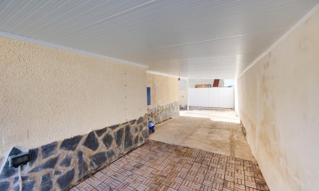 Resale - Villa -
San Fulgencio