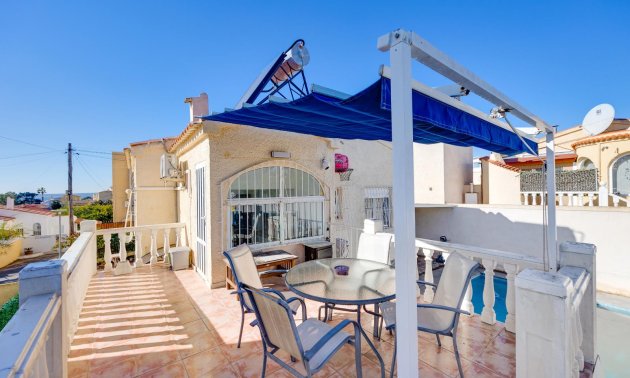 Resale - Villa -
San Fulgencio