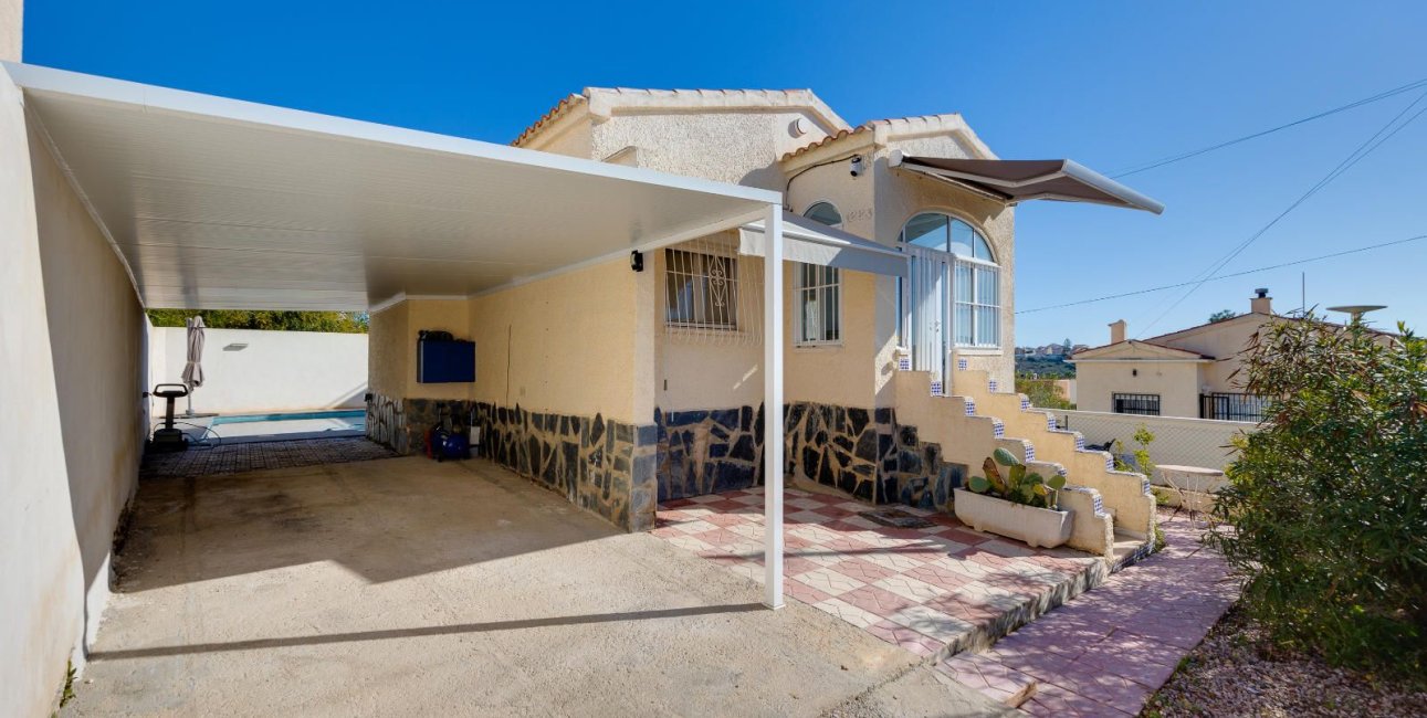 Resale - Villa -
San Fulgencio