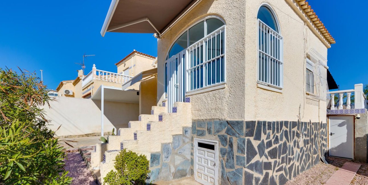 Resale - Villa -
San Fulgencio