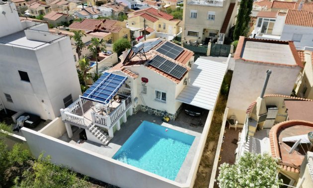 Resale - Villa -
San Fulgencio