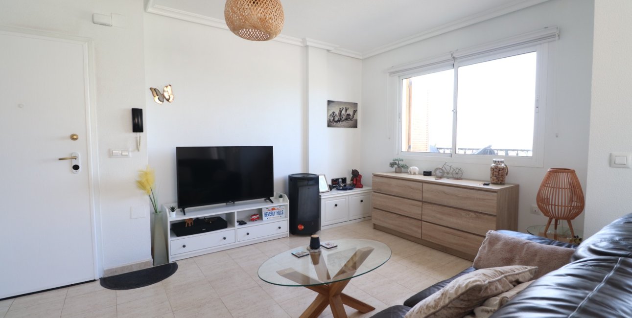 Resale - Duplex -
Daya Vieja - Daya Vieja - Town