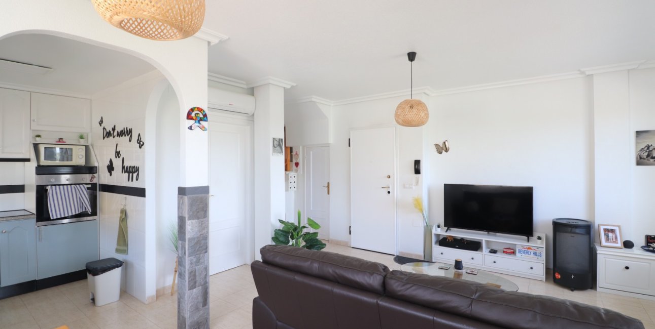 Resale - Duplex -
Daya Vieja - Daya Vieja - Town